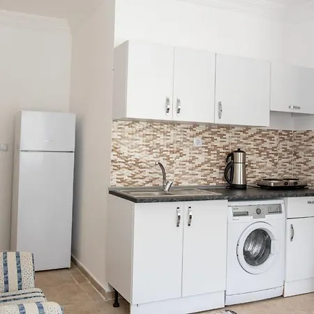 Delightful Flat 5 Km From The Beach With A Refreshing View And Balcony Surrounded By Nature In Lejlighed