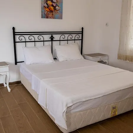 Delightful Flat 5 Km From The Beach With A Refreshing View And Balcony Surrounded By Nature In Lejlighed *