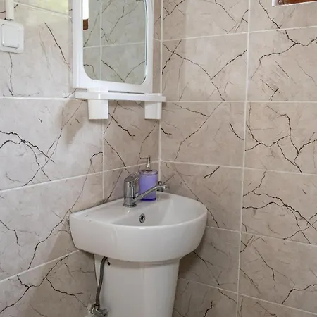 Delightful Flat 5 Km From The Beach With A Refreshing View And Balcony Surrounded By Nature In Lejlighed Marmaris